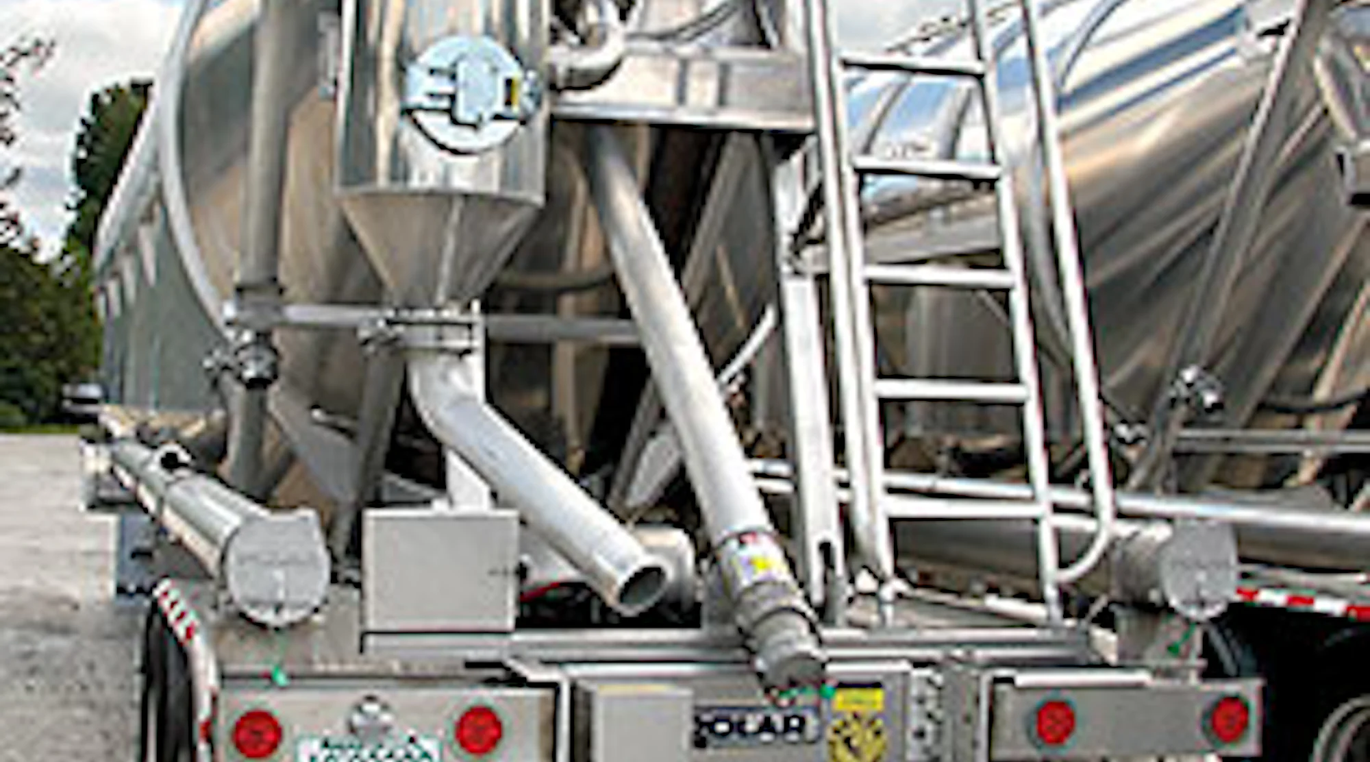 Steady demand seen in dry bulk, chemical tank leasing | Bulk Transporter
