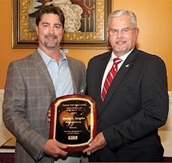 Bulktransporter Com Sites Bulktransporter com Files Uploads 2016 12 14 Heil Trophy Winner B 275w Bulktransporter Com Sites Bulktransporter com Files Uploads 2016 12 14 Heil Trophy Winner B 275w