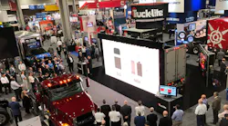 Truck-Lite booth