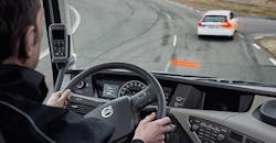 Volvo-collision-alert.jpg Volvo-collision-alert.jpg