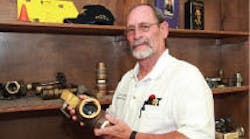 Larry Warden serves as the primary trainer at the Amarillo TX terminal and organizes the sixday orientation sessions attended by every newly hired driver Larry Warden serves as the primary trainer at the Amarillo TX terminal and organizes the sixday orientation sessions attended by every newly hired driver