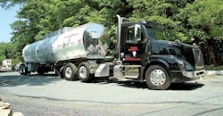 Carbon Express tank trailer Carbon Express tank trailer