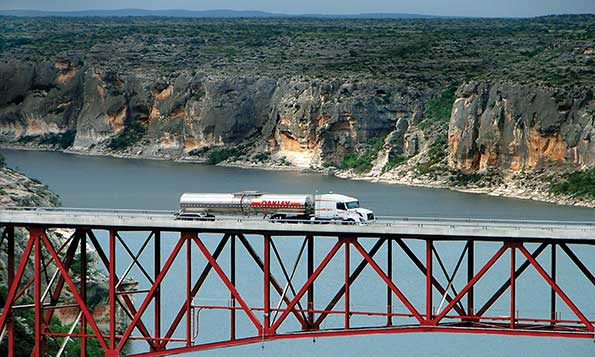 Oakley Transport tank trailer