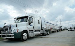 Genox tank trailer Genox tank trailer