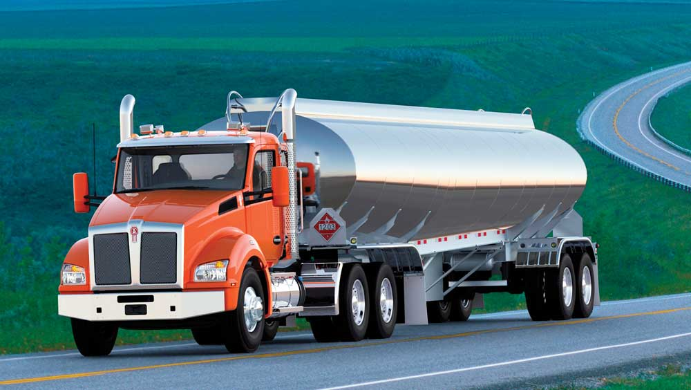 MATS Kenworth T880 tanker
