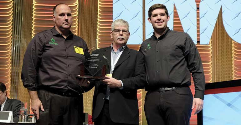 Hyliion HE Drive Axle wins Jim Winsor Award