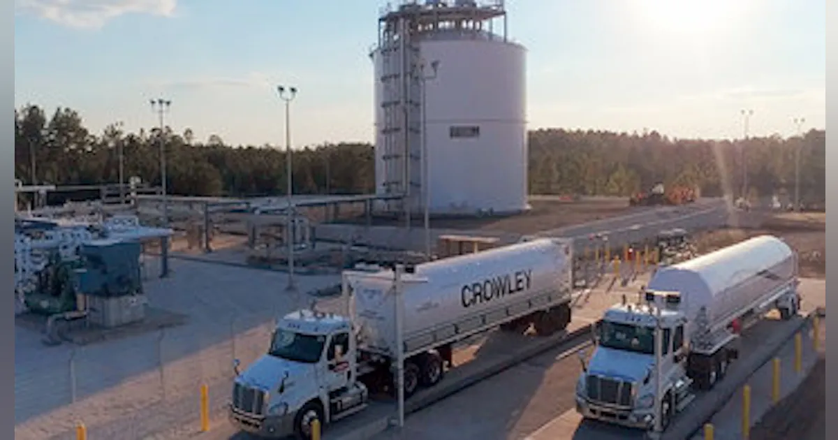 Crowley using ISO tank containers for shipments from Eagle LNG Partners ...