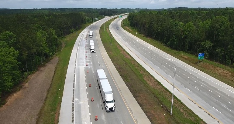 Volvo platooning