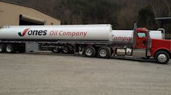 Bulktransporter 5572 Jones Oil Truck 0