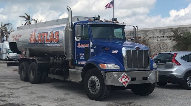 Atlas Oil&apos;s emergency fueling assets at a USPS Post Office during the 2017 hurricane season.