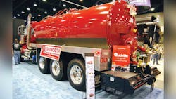 This Somerset vacuum tank is mounted on a Kenworth T800 and has a 110barrel 4620gallon capacity Four axles including Watson lift axle allow 73280lb GVW This Somerset vacuum tank is mounted on a Kenworth T800 and has a 110barrel 4620gallon capacity Four axles including Watson lift axle allow 73280lb GVW
