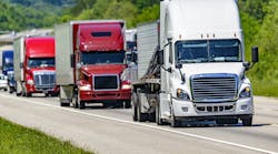 Bulktransporter 6986 Trucktraffic Gettyimages