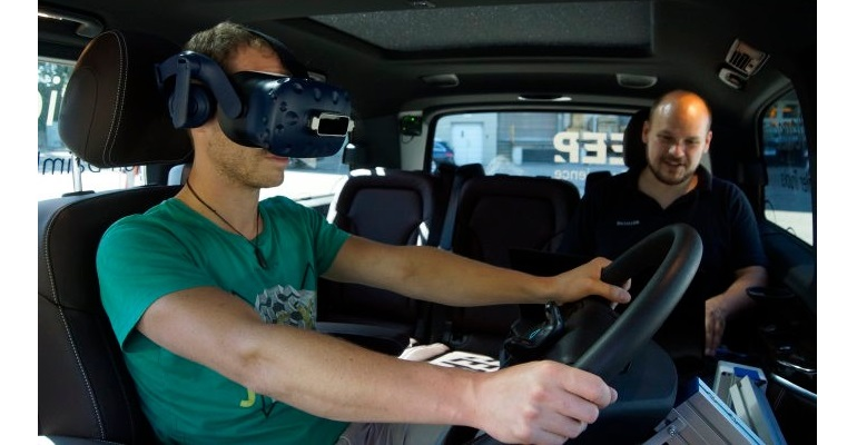 Daimler mobile simulator