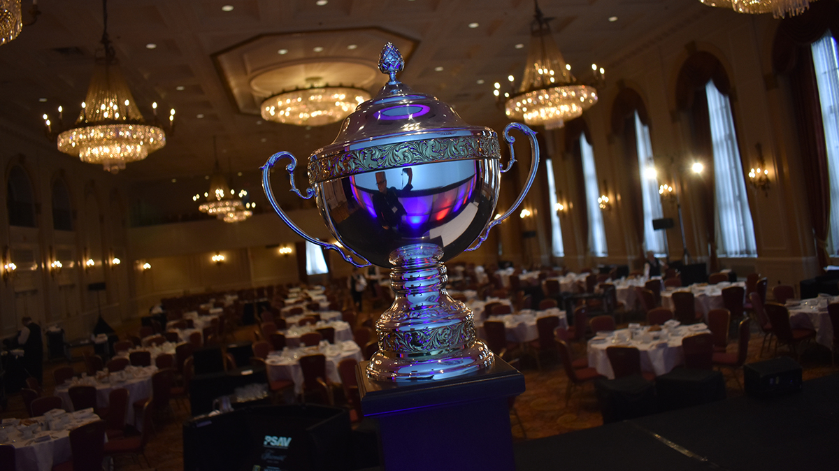 Safety trophy
