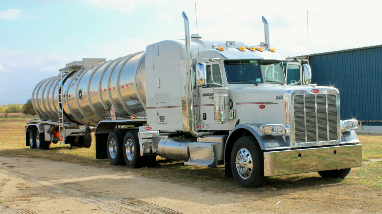 Bosselman Carriers truck