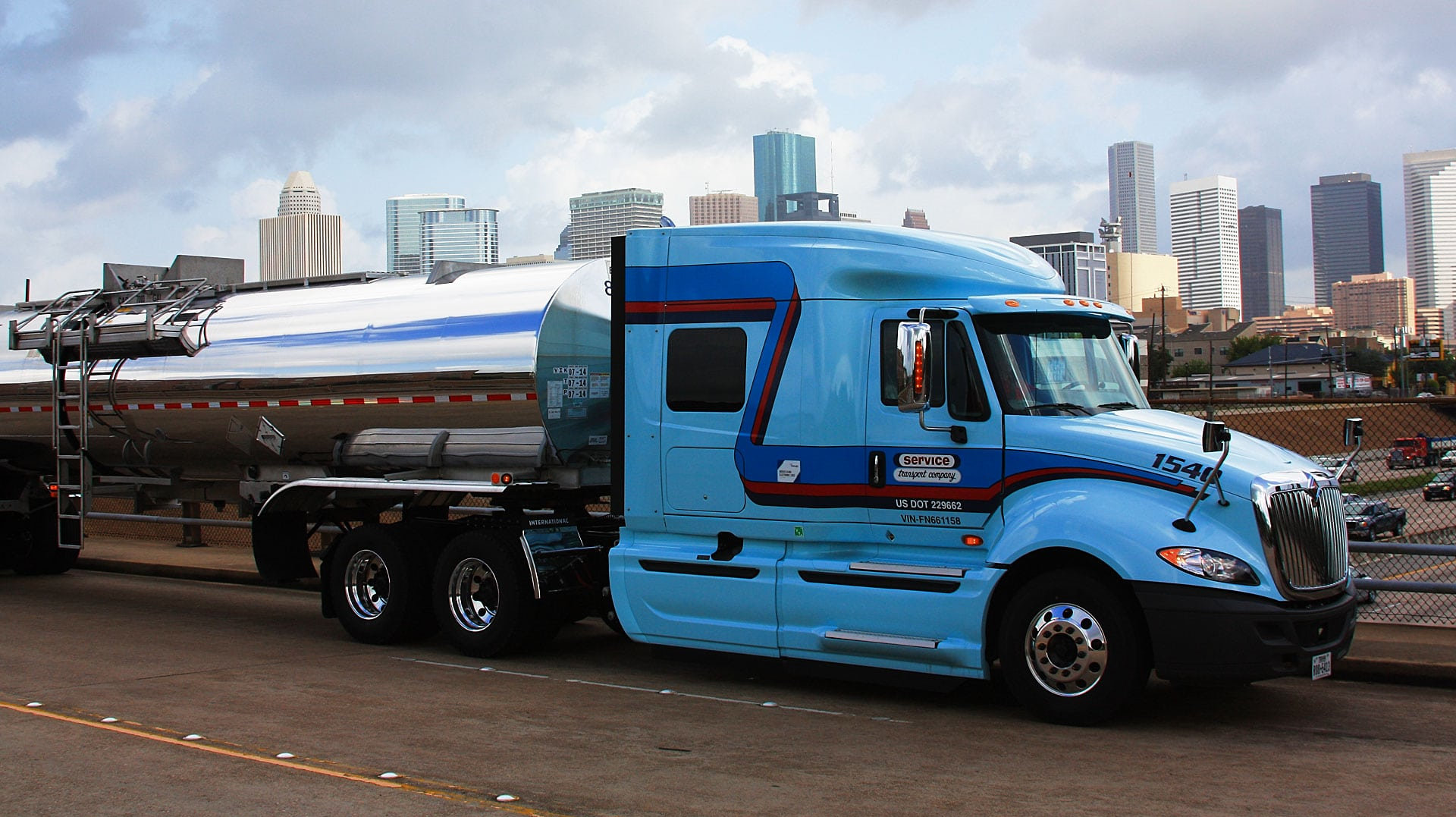 Adams Resoureces Bg 04 Service Transport 5ec5585094e6d