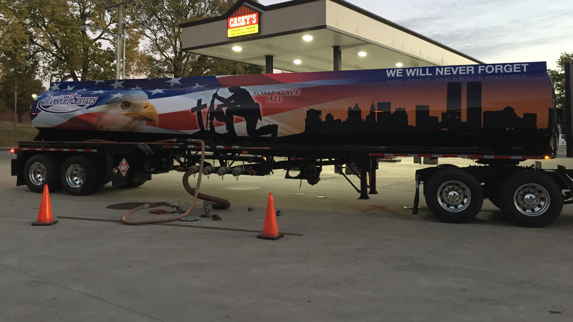 Jon England 911 Truck Via Fo 5ebeb9bd346c0