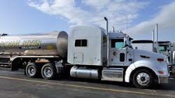 Indian River Transport tank truck Indian River Transport tank truck