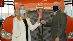 Kenworth 50680766346 0fcde05733 O Kenworth 50680766346 0fcde05733 O