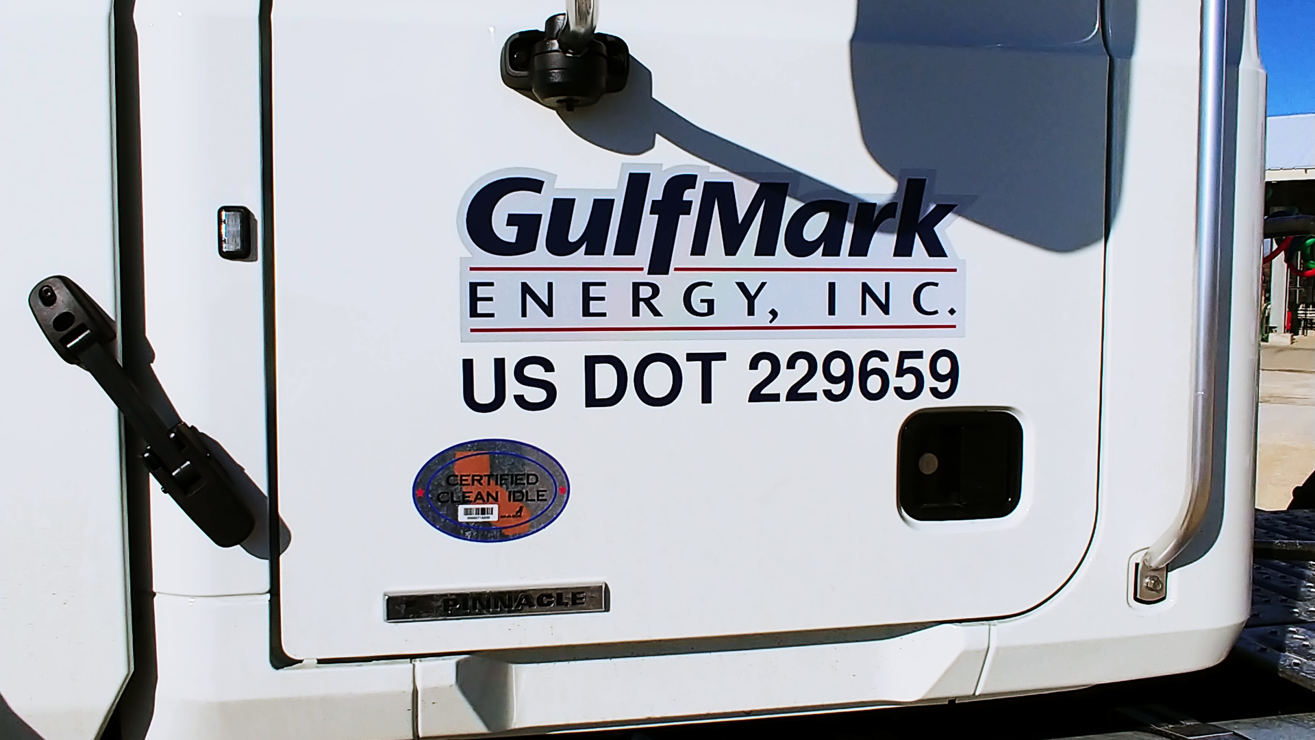 Gulf Mark Energy Truck Door 6048d21f54325