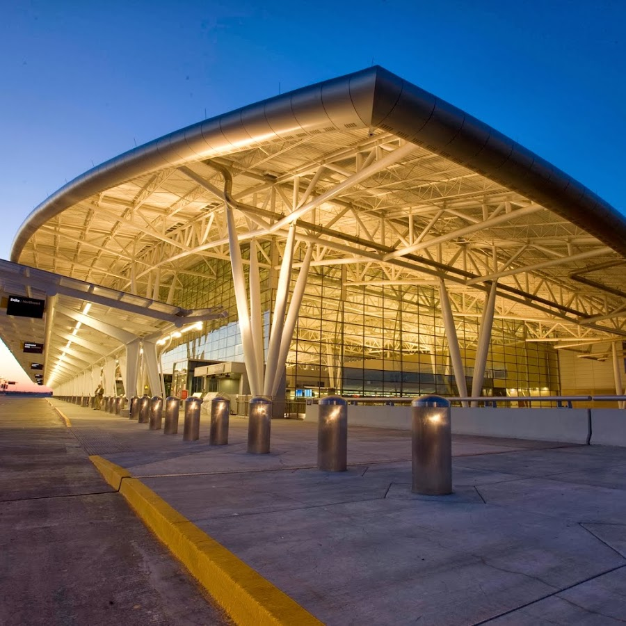 Indy Airport 6064de18b6b9e