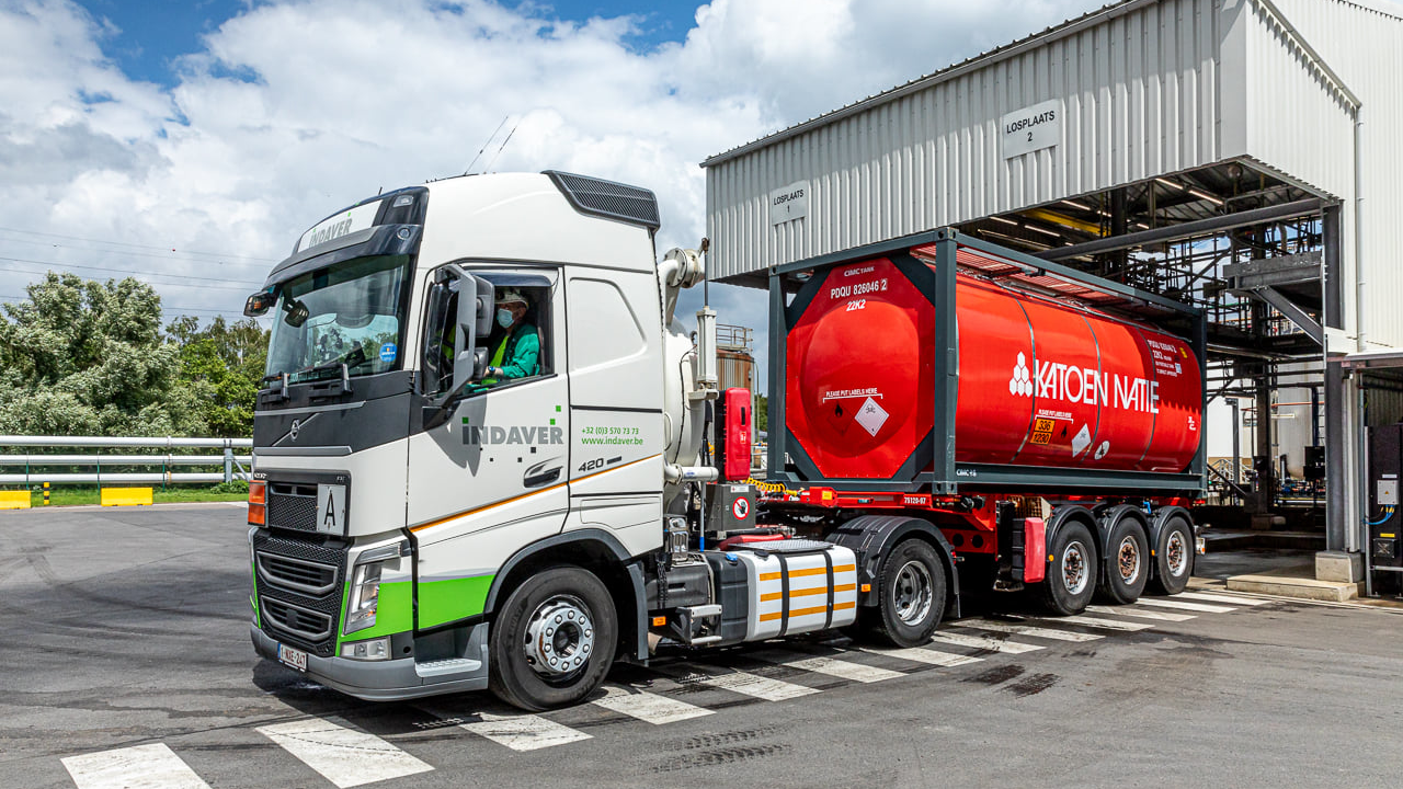 Indaver Truck And Iso Tank Chassis Trailer Facebook 6100107a37840