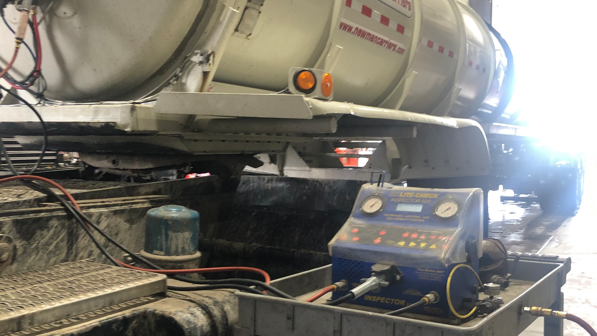 Newman Carriers hauls a variety of liquid chemicals to manufacturing plants and water treatment facilities in the U.S., Canada, and Mexico. From two terminals, the company fields 75 Freightliner New Cascadia and Kenworth tractors and 156 Tremcar, Polar, and Brenner tankers.