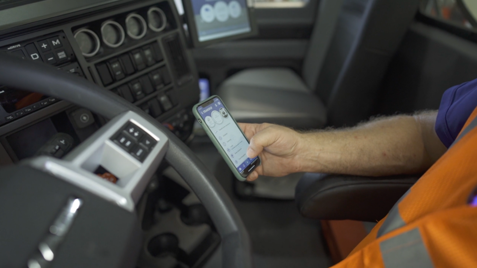 51474500827 7e5ea052cd O 6148aaf82aff5