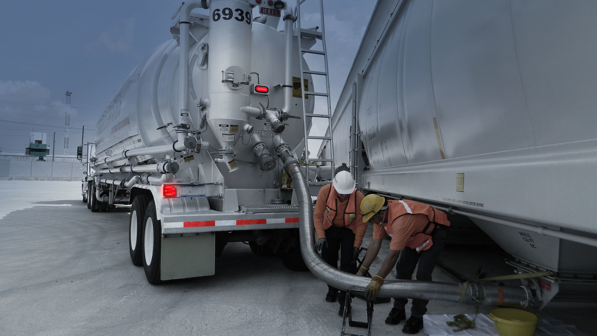 Stl02 03 Bulkmatic Trailer 6137767fc0a61