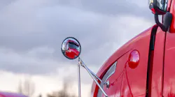 Semi Truck Side Mirror 143110058 Vitpho Dreamstime 619e52f61df7c