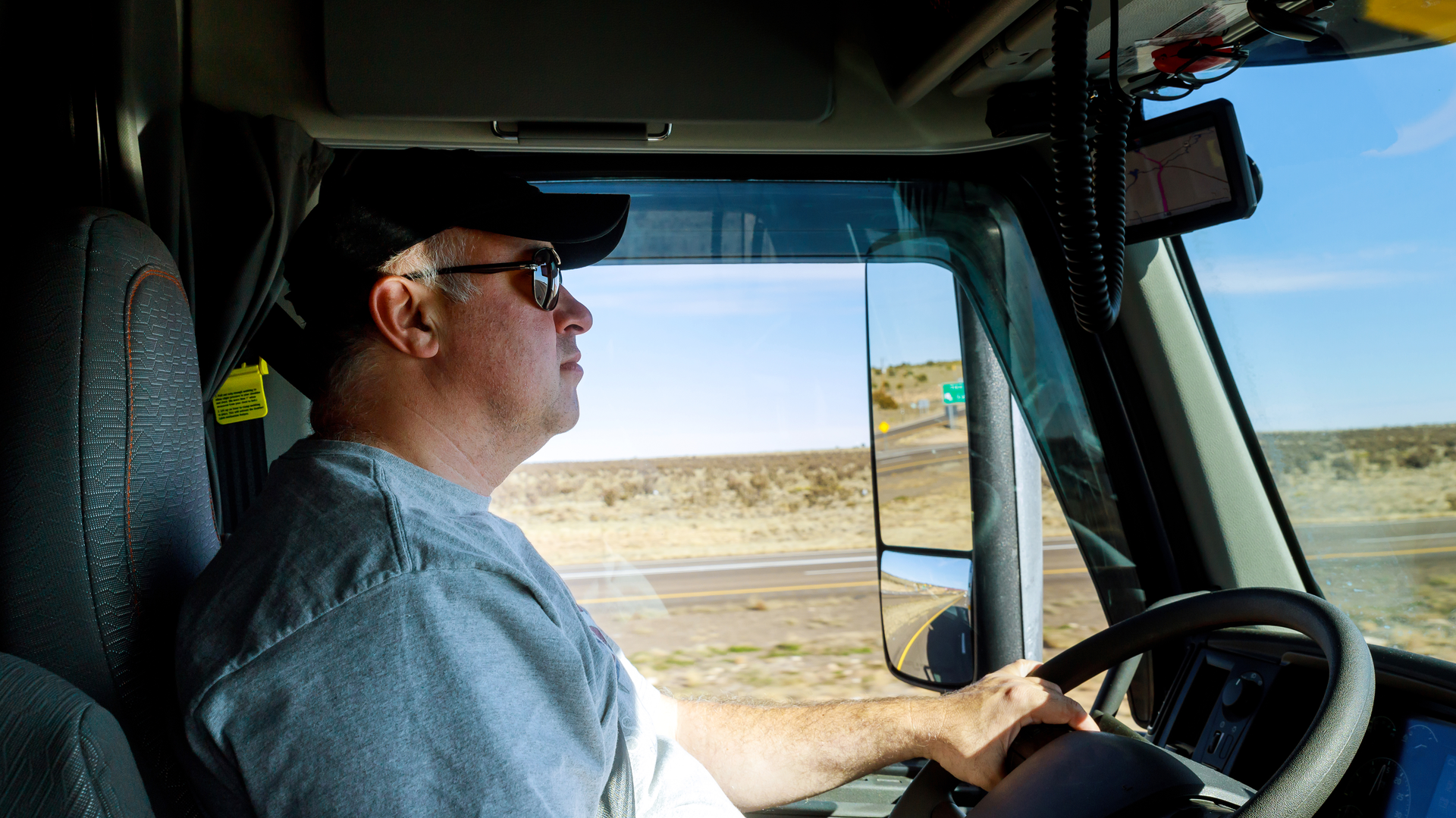 Truck Driver Dreamstime Xxl 145521103 Photovs 61a8d725ec5b1 61ae30458d906