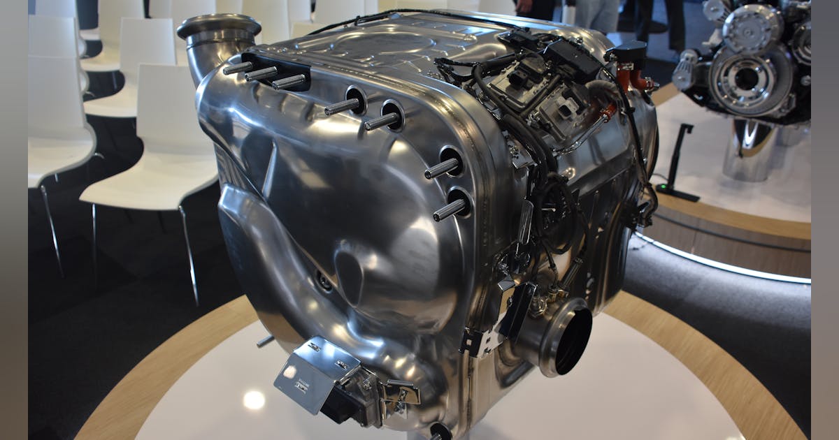 Closer look: Navistar’s new International S13 Integrated Powertrain ...