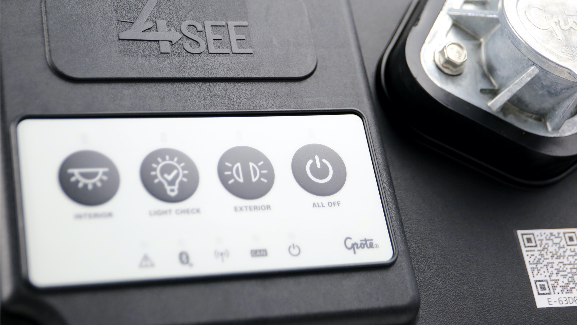 Grote Smart Nose Box Closeup