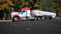 St Bulk Truck Photo (2) St Bulk Truck Photo (2)