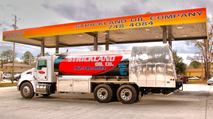 Strickland Oil Truck Colonial Oil 63d15dd556ecc