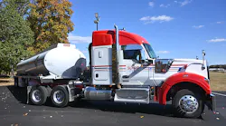 St Bulk Truck Photo (4)