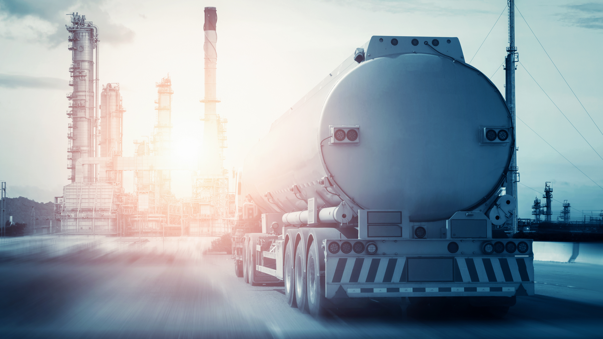 Gasology High Res Fuel Truck Driving Into Refinery 4 10 20 5f590206c3419