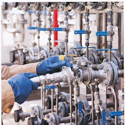 Flat-face poppet dry disconnects help reduce the risk that hazardous chemicals will leak from or nest in the coupler upon disconnection. Flat-face poppet dry disconnects help reduce the risk that hazardous chemicals will leak from or nest in the coupler upon disconnection.