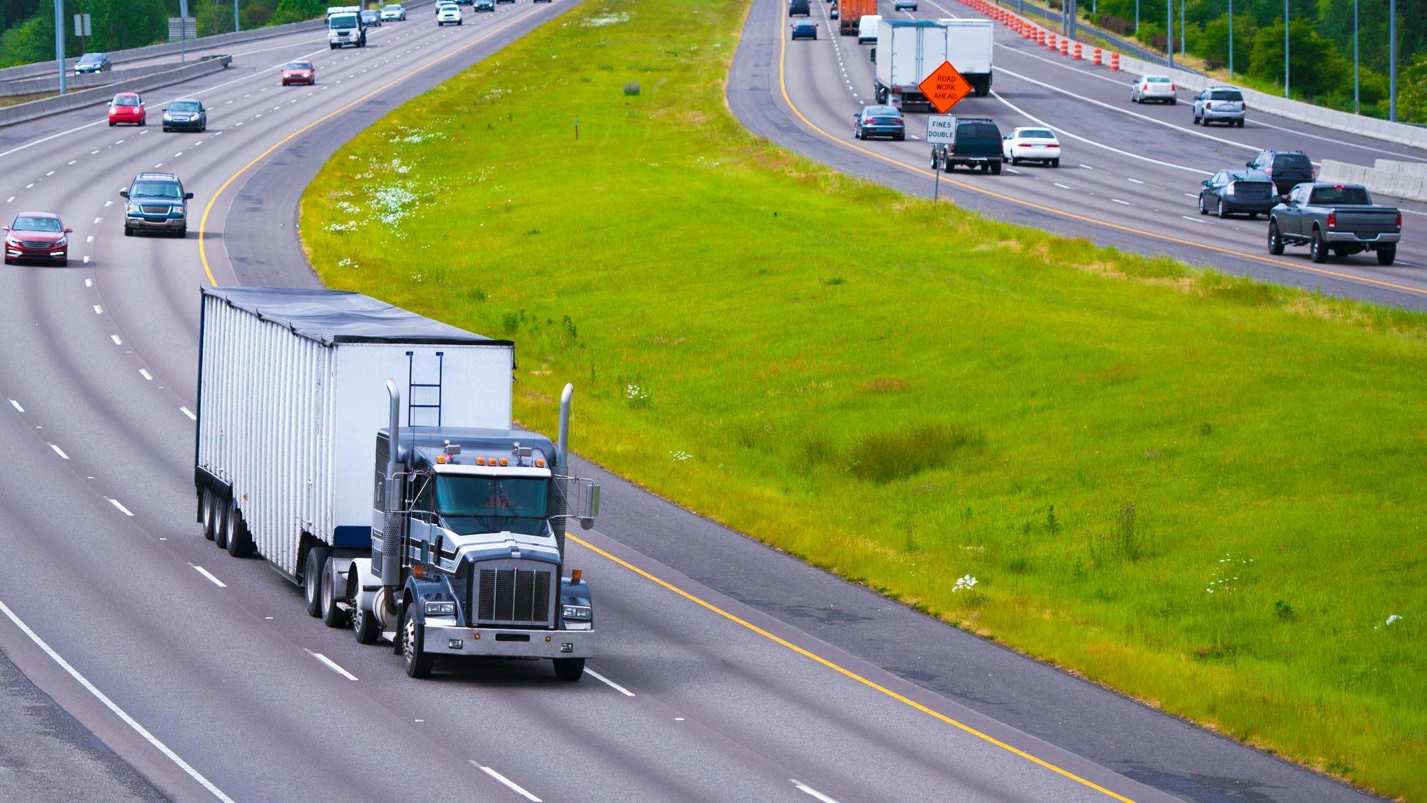 6578890b949bb4001e4f4113 65731161228959001d9c2c1edreamstime M 56874257