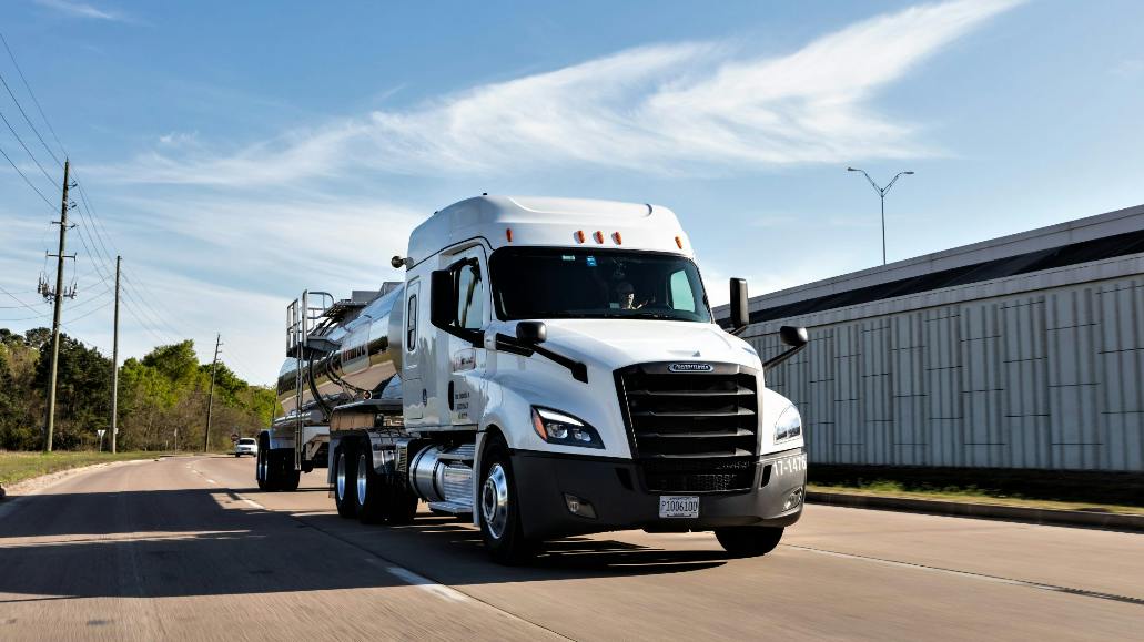 65afd1766bbfe0001e89fa7b Trimac Truck Facebook