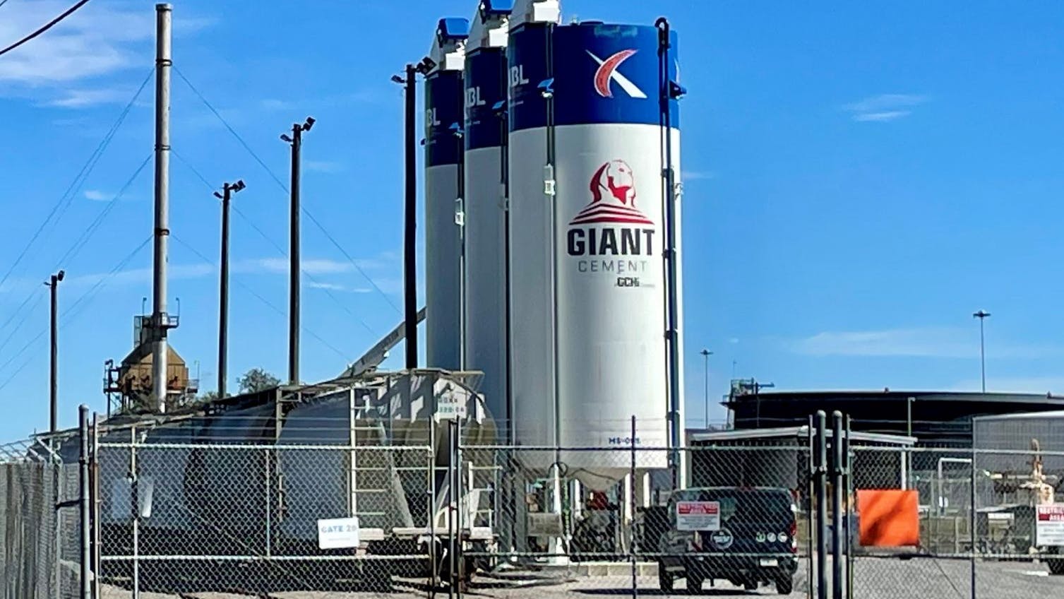 65ef79f7634285001ee359ed Giant Cement Silo 21