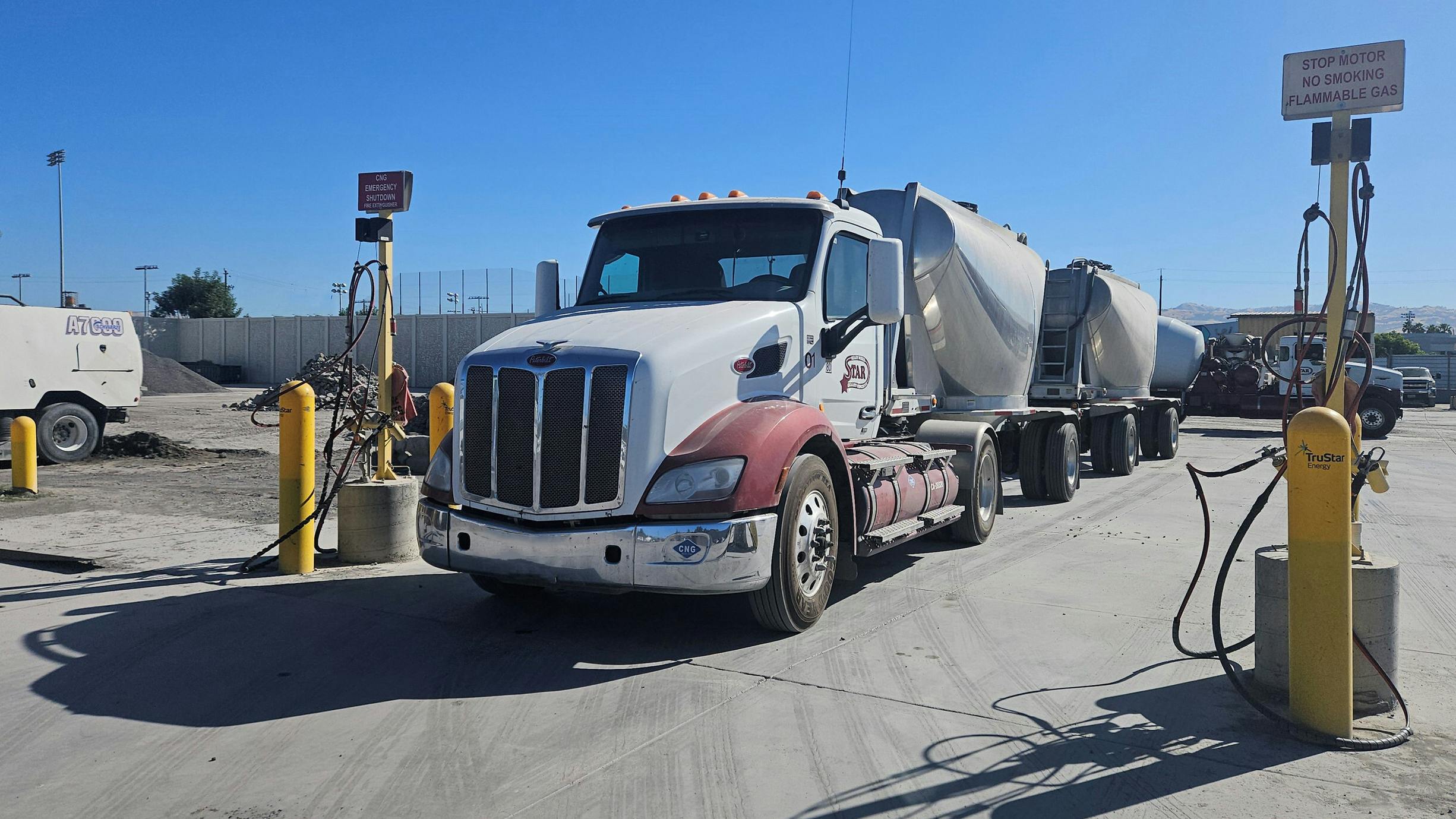 66a79bdc062d0c8507f59461 Sandman Retouched 7 23 1