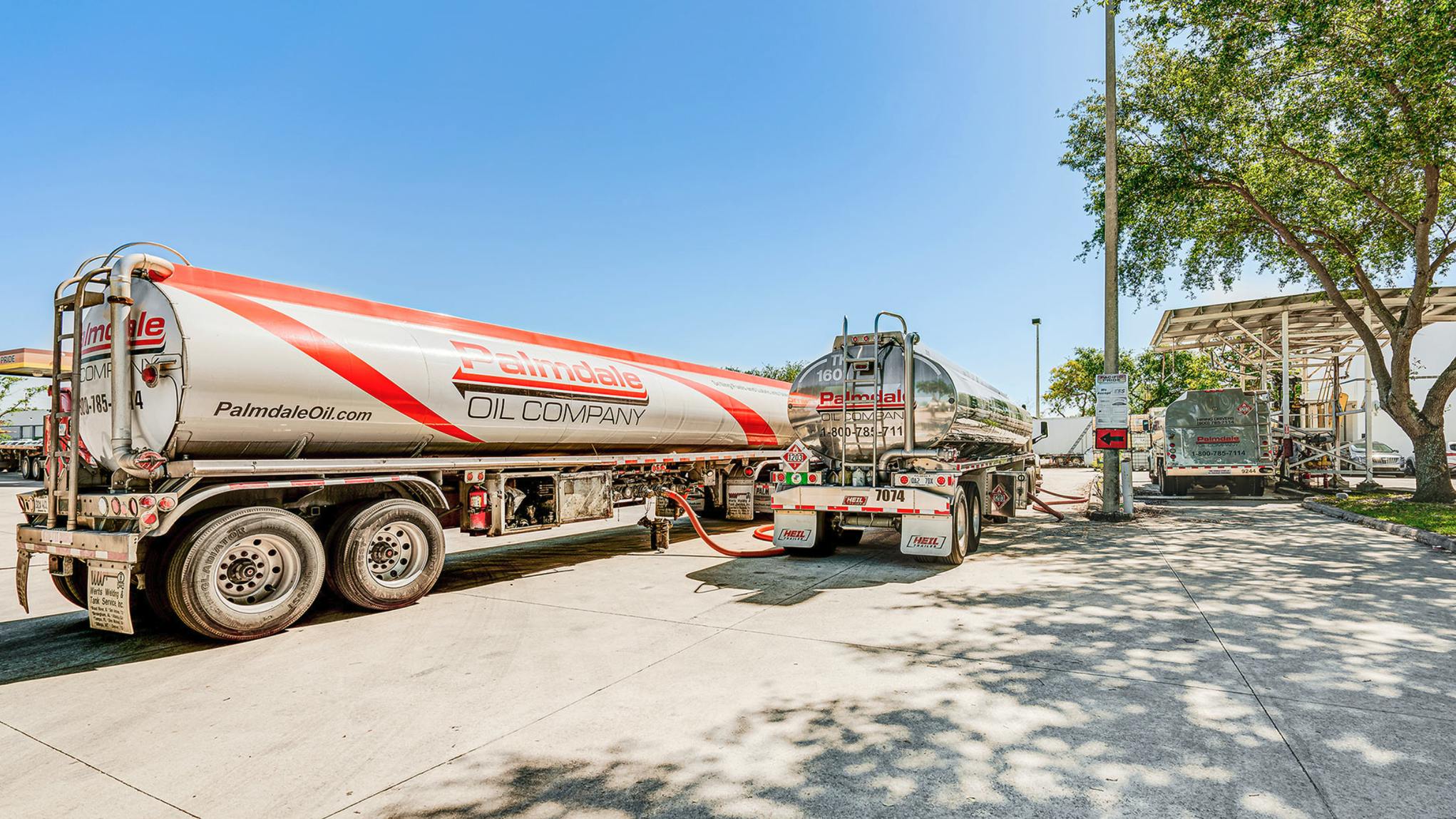 palmdale_tank_trucks