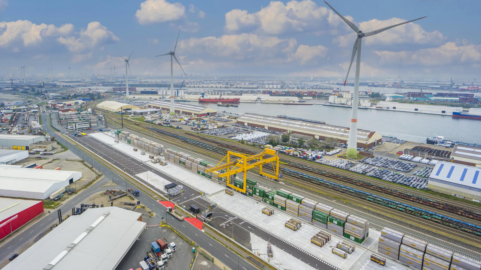 674dc5b90287aa27ab770faa Photo 1 Birdseyeview Of The Trimodal Bertschi Term