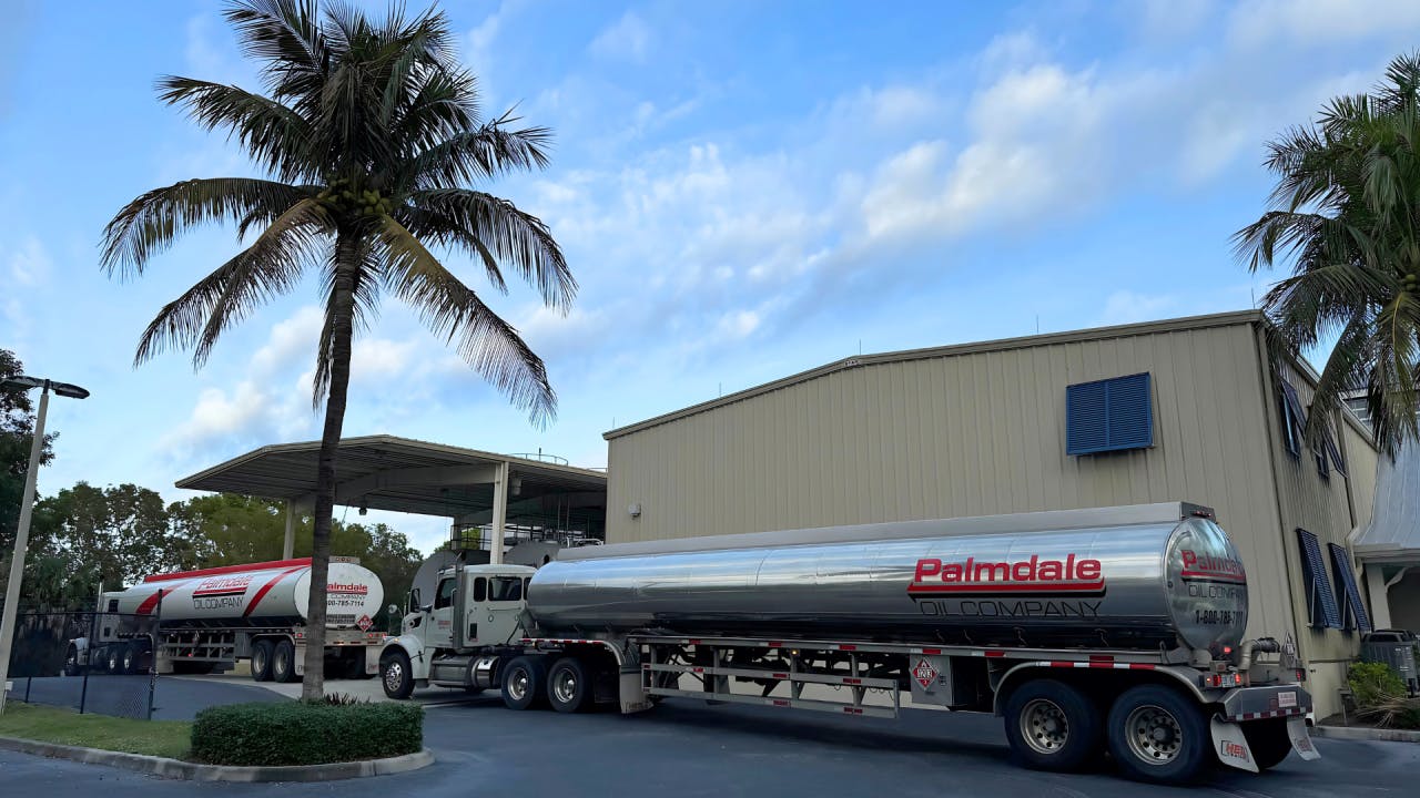 678130a9e235b1f3db7f2884 Palmdale Oil Trucks