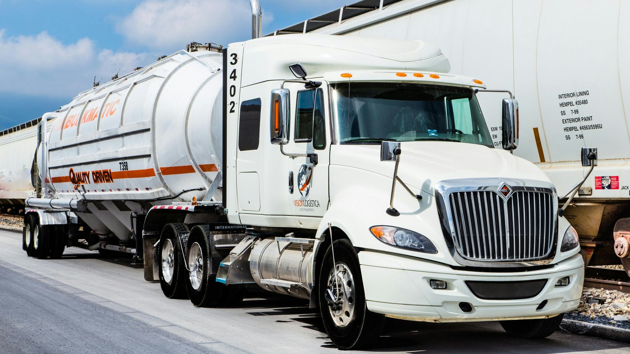 67e5447e65a5bfbcc25fcb27 Bulkmatic Facebook