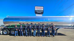Peter Thayer, UTS trailer and tanker general manager, at left, and David Fabian, Tremcar seniors sales representative, at right, played key roles in forming the new dealer partnership between UTS and Tremcar.
