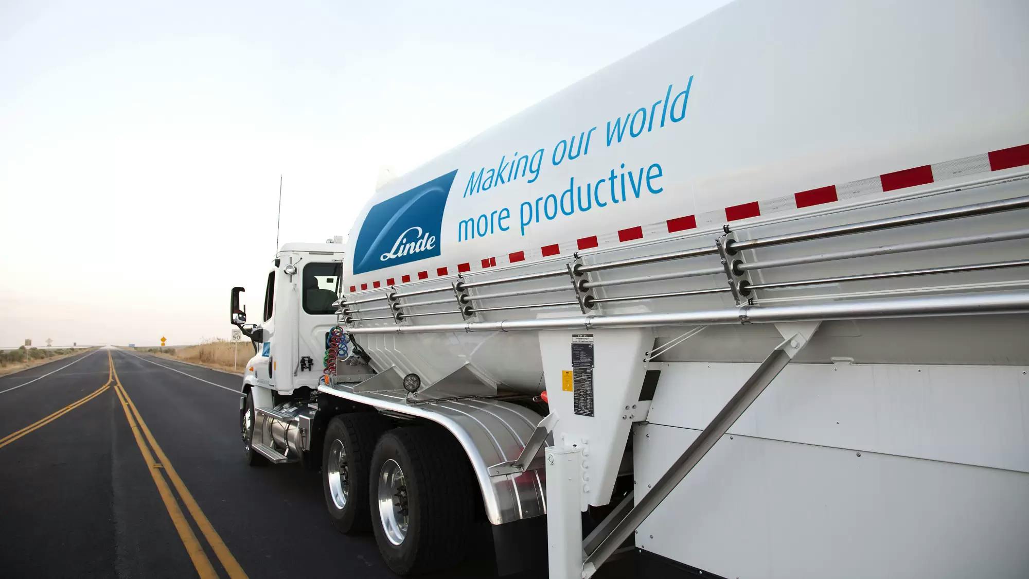 From providing liquid oxygen to the Apollo program in the 1960s to its role in modern satellite propulsion systems using rare gases, spacecraft component testing, and even 3D printing of engine components, Linde has been at the heart of space exploration for more than 60 years.