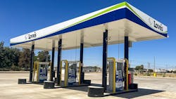 Strategically selected for its prime highway location, the new Fresno facility features six CNG fuel dispensers and is the first station opened under the new Love’s Alternative Energy brand. Strategically selected for its prime highway location, the new Fresno facility features six CNG fuel dispensers and is the first station opened under the new Love’s Alternative Energy brand.