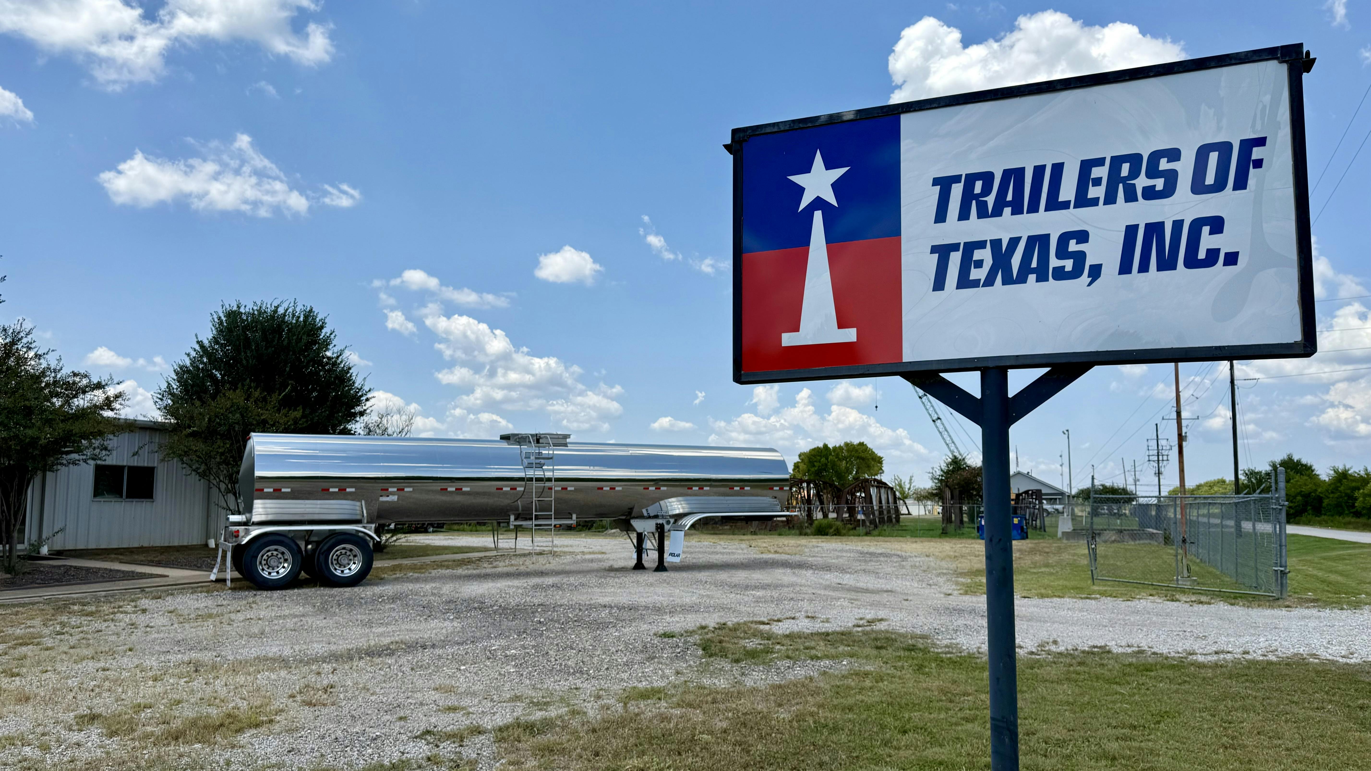 Randy Dickerson and Jerry Stepp co-founded Trailers of Texas in 1995, and together they established a trusted provider of equipment and services to oil-and-gas, agriculture, construction, and chemical-processing businesses across Texas and throughout the United States.